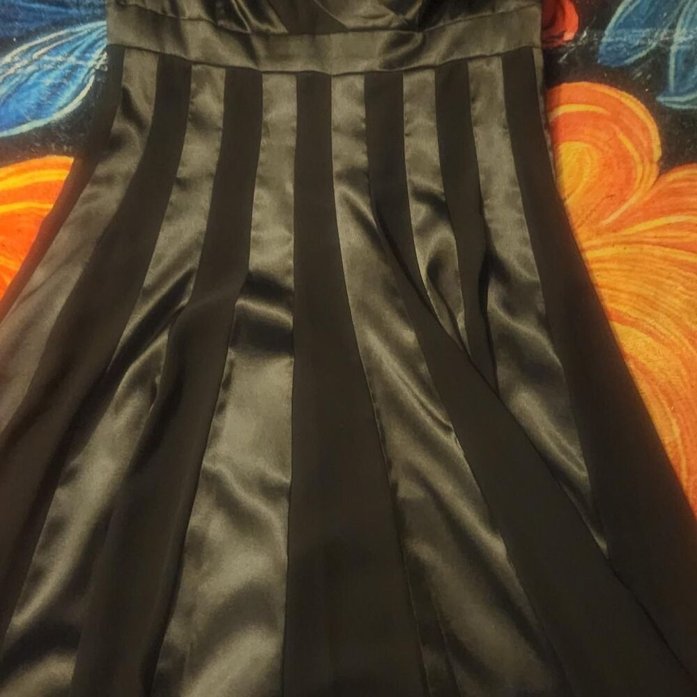 Adrianna Papell Black Satin V-Neck A-Line Dress - Picture 3 of 8